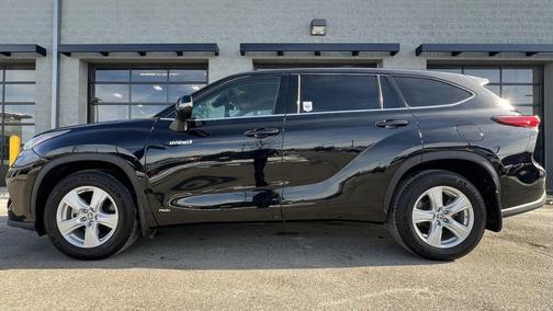 2021 Toyota Highlander Hybrid LE
