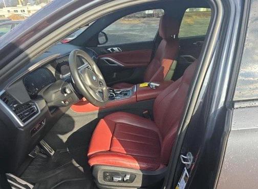 2022 BMW X6 xDrive40i