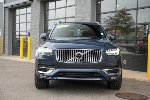 2023 Volvo XC90 B6 Plus 7-Seater