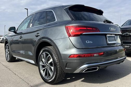 2022 Audi Q5 45 S line Premium