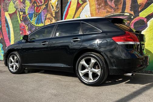 2010 Toyota Venza Base