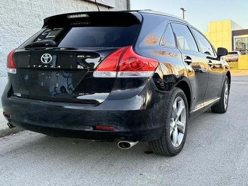 2010 Toyota Venza Base