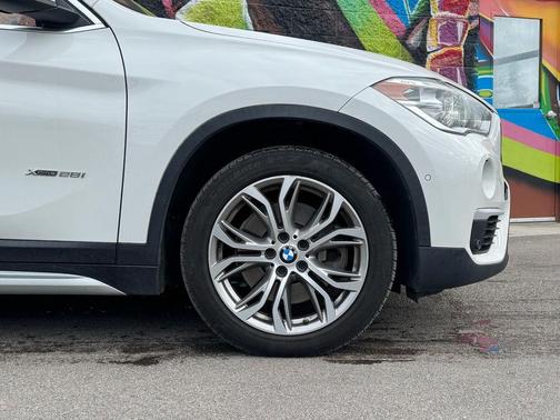 2017 BMW X1 xDrive 28i