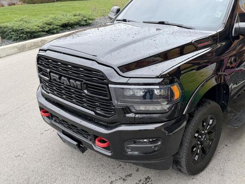 Diamond Black Crystal Pearlcoat 2020 RAM 2500 Limited Mega Cab 4x4 6'4' Box