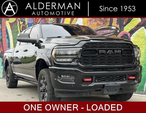 Diamond Black Crystal Pearlcoat 2020 RAM 2500 Limited Mega Cab 4x4 6'4' Box