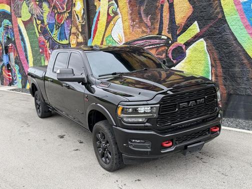 Diamond Black Crystal Pearlcoat 2020 RAM 2500 Limited Mega Cab 4x4 6'4' Box