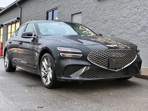 2022 Genesis G70 2.0T AWD
