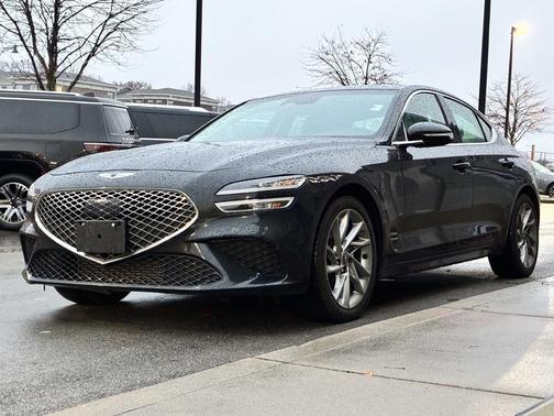 2022 Genesis G70 2.0T AWD