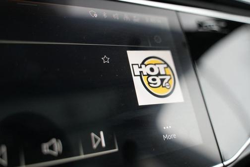 2021 Audi Q7 45 Premium Plus