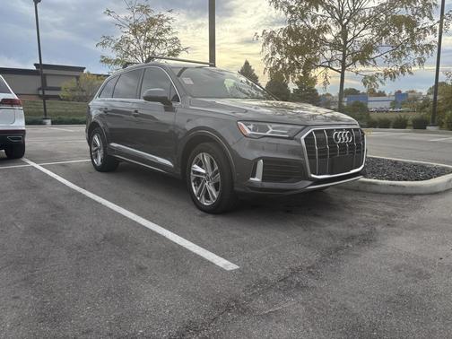 2021 Audi Q7 45 Premium Plus