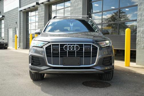 2021 Audi Q7 45 Premium Plus