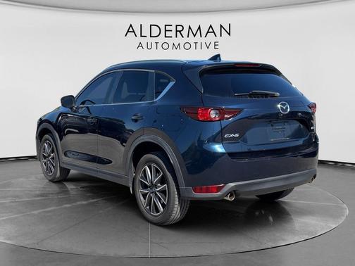 Deep Crystal Blue Mica 2018 Mazda CX-5 Touring