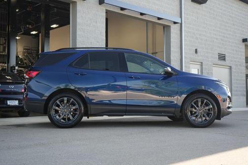 2022 Chevrolet Equinox FWD RS
