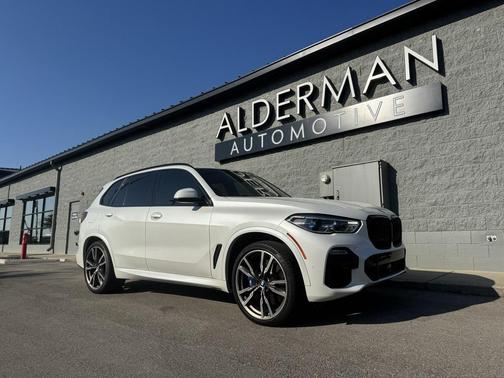 2020 BMW X5 M50i