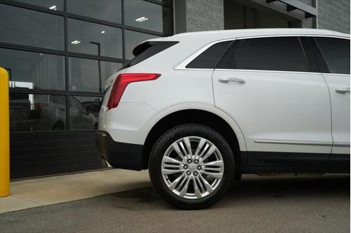 2018 Cadillac XT5 Premium Luxury