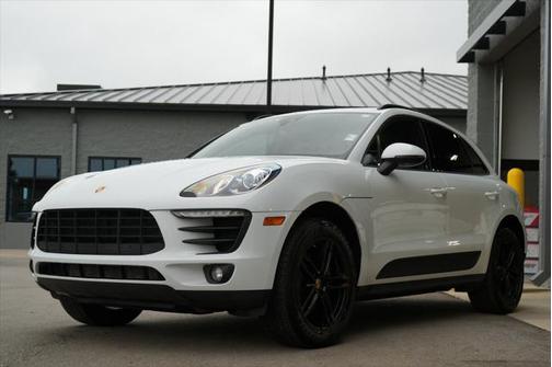 2018 Porsche Macan Base