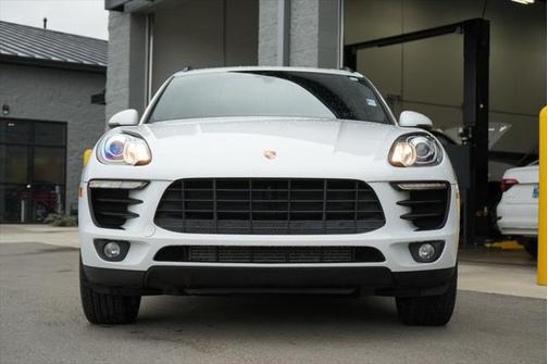 2018 Porsche Macan Base