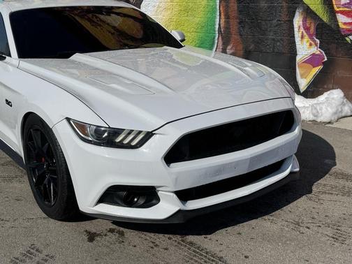 2017 Ford Mustang GT