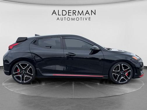 Ultra Black 2022 Hyundai Veloster N Base