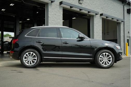2016 Audi Q5 2.0T Premium Plus