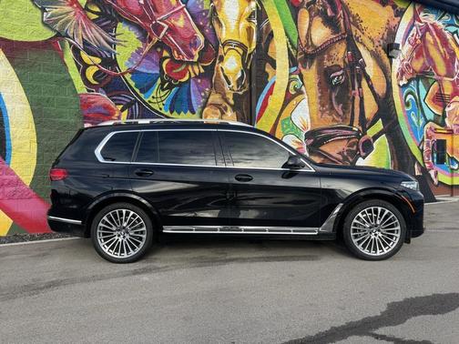 2020 BMW X7 xDrive40i