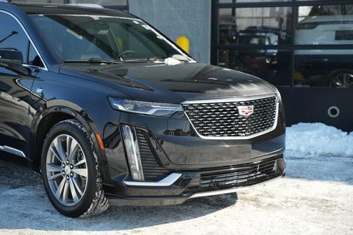 2022 Cadillac XT6 Premium Luxury FWD