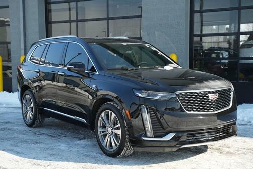 2022 Cadillac XT6 Premium Luxury FWD