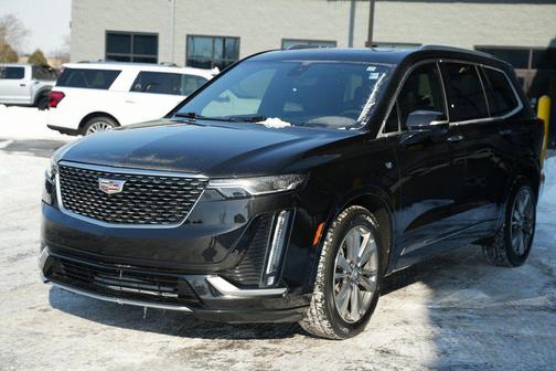 2022 Cadillac XT6 Premium Luxury FWD