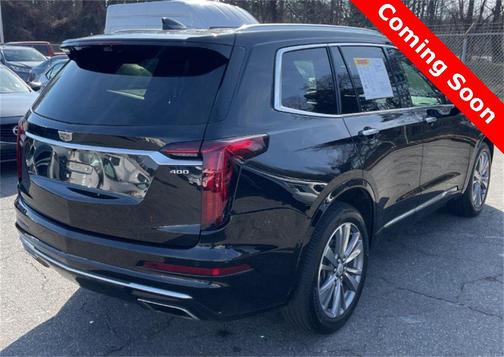 2022 Cadillac XT6 Premium Luxury FWD