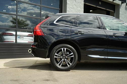 2021 Volvo XC60 Recharge Plug-In Hybrid T8 Inscription Expression