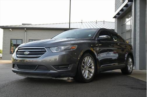 2016 Ford Taurus Limited