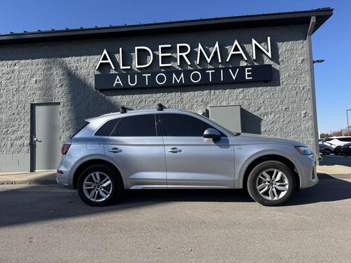 2022 Audi Q5 45 S line Premium