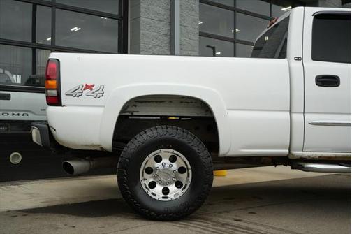 2006 GMC Sierra 2500 SLE H/D
