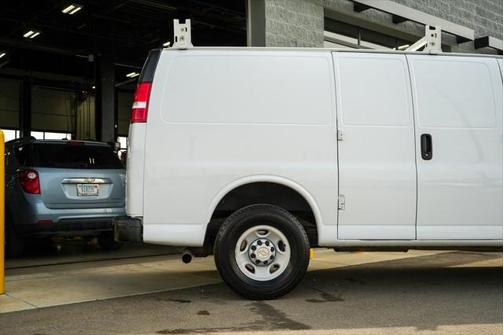 2021 Chevrolet Express 2500 RWD 2500 Regular Wheelbase WT