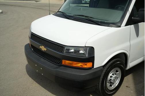 2021 Chevrolet Express 2500 RWD 2500 Regular Wheelbase WT