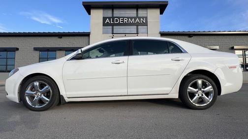 2011 Chevrolet Malibu 2LT