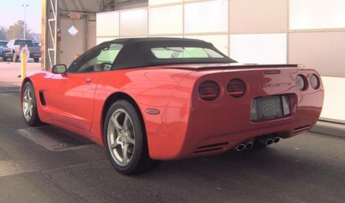 2003 Chevrolet Corvette Base