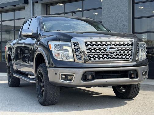 2017 Nissan Titan Platinum Reserve