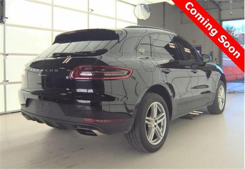 2017 Porsche Macan Base