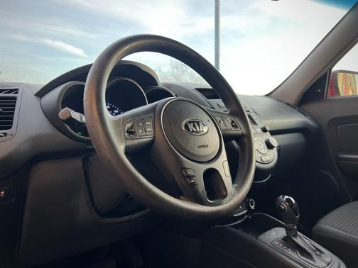 2013 Kia Soul Base