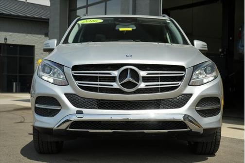 2016 Mercedes-Benz GLE-Class GLE 300d 4MATIC