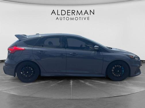 Nitrous Blue Quad-Coat 2016 Ford Focus RS Base