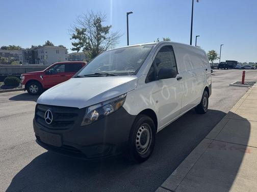 2021 Mercedes-Benz Metris Base