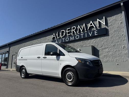 2021 Mercedes-Benz Metris Base