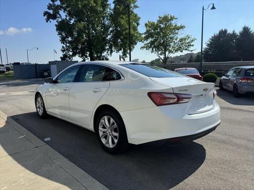 2022 Chevrolet Malibu FWD LT