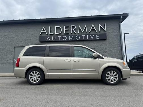 2014 Chrysler Town & Country Touring
