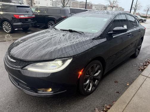 2015 Chrysler 200 S