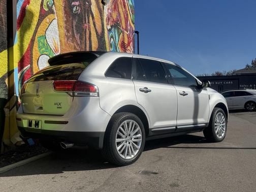 2014 Lincoln MKX Base