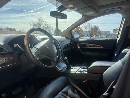 2014 Lincoln MKX Base