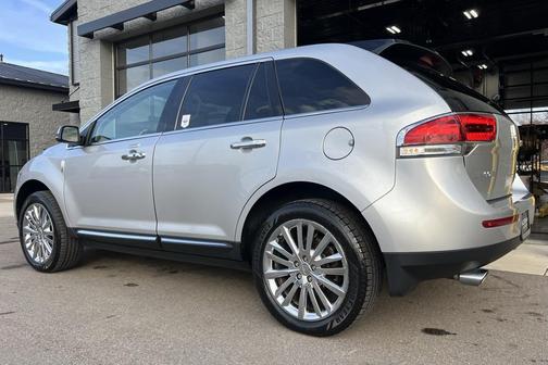 2014 Lincoln MKX Base